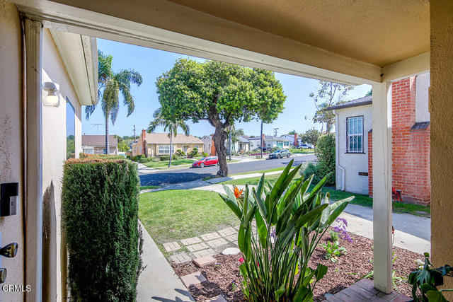 Detail Gallery Image 22 of 31 For 3411 S Cochran Ave, Los Angeles,  CA 90016 - 3 Beds | 2 Baths