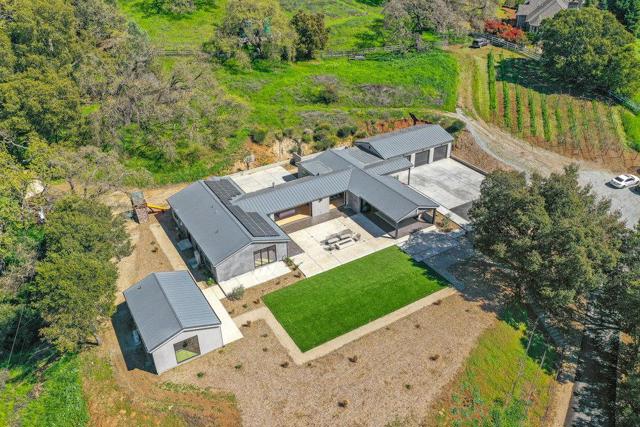 18290 Cochrane Road, Morgan Hill CA: https://media.crmls.org/mediaz/608d6937-52c9-41b8-934c-7f52d30975c7.jpg