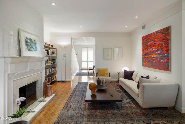 Detail Gallery Image 9 of 56 For 1105 S Orange Grove Bld, Pasadena,  CA 91105 - 3 Beds | 2/1 Baths