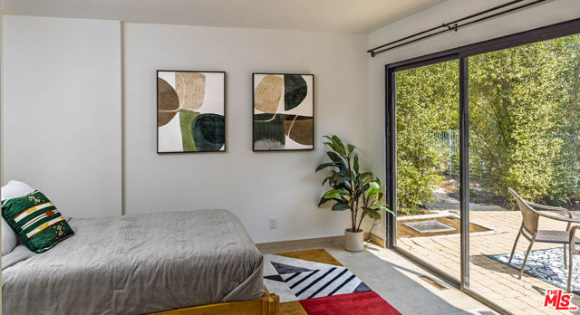 520 Barker Pass Road, Santa Barbara CA: https://media.crmls.org/mediaz/608ed961-72bb-4143-8142-532694901d30.jpg