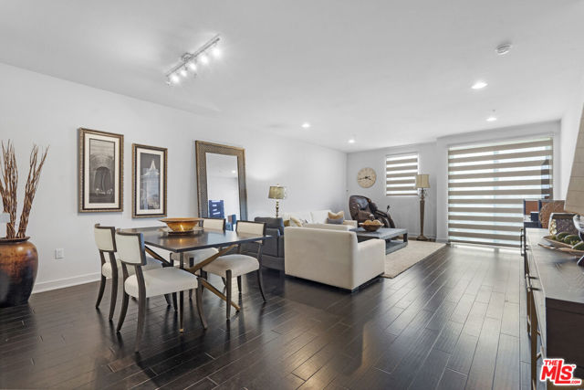 436 S Virgil Avenue, Los Angeles CA: https://media.crmls.org/mediaz/608efcc1-2f14-402b-a9f4-50298e834108.jpg