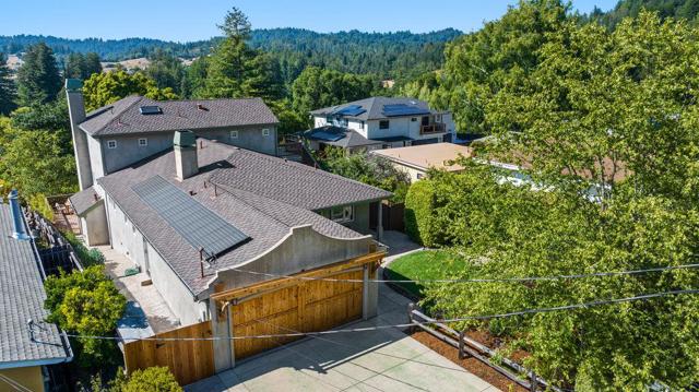 221 Sunset Terrace, Scotts Valley CA: https://media.crmls.org/mediaz/608f1aea-7bb7-4c83-bf44-019d3df981f4.jpg