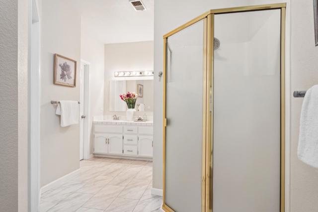 1333 Downieville Drive, El Dorado Hills CA: https://media.crmls.org/mediaz/608faa5c-5a8f-4486-9696-292f3e9b352c.jpg