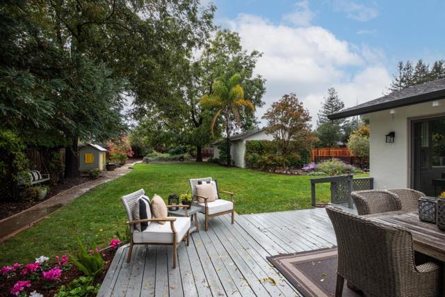 1264 Richardson Avenue, Los Altos CA: https://media.crmls.org/mediaz/608faed7-414c-4079-9c18-f9398bce84e1.jpg