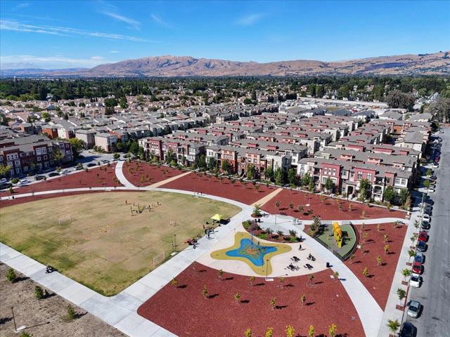 1011 Bellante Lane, San Jose CA: https://media.crmls.org/mediaz/60912c12-c6c1-439c-92f4-9b2a33d7c4b8.jpg