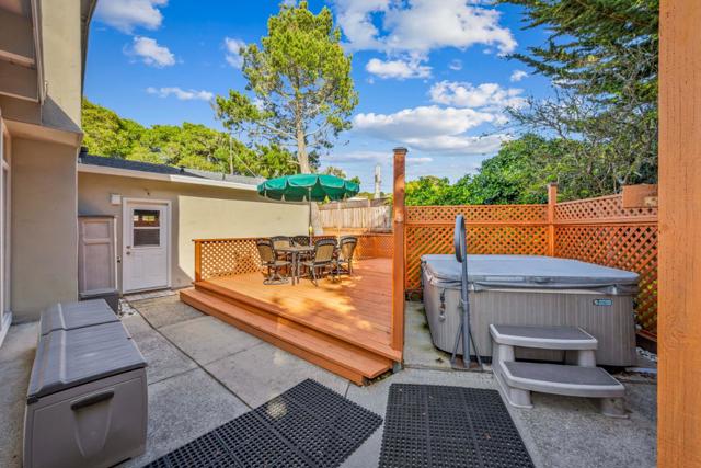 881 Terry Street, Monterey CA: https://media.crmls.org/mediaz/609134d7-44fa-4d4f-b5a2-90cb7adf8fa5.jpg