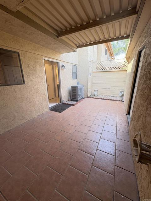 Detail Gallery Image 7 of 24 For 931 Martin Dr #3,  Escondido,  CA 92026 - 2 Beds | 2 Baths