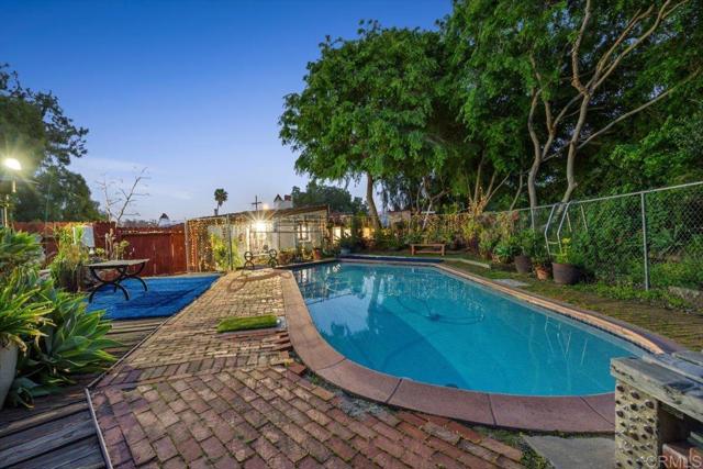 4210 Black Mountain Road, La Mesa CA: https://media.crmls.org/mediaz/6093751e-a740-47c9-914c-0e40608a91bf.jpg