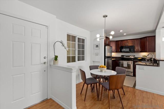 5055 Collwood Blvd, San Diego CA: https://media.crmls.org/mediaz/609547f5-0c15-4154-ae6a-d21df6f0241e.jpg