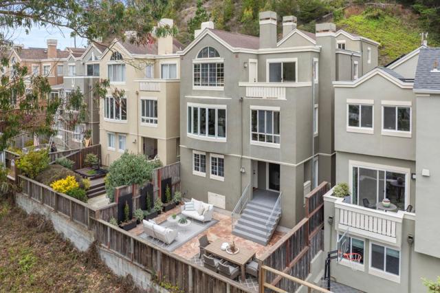 107 Knockash, San Francisco CA: https://media.crmls.org/mediaz/6095a19e-4105-4e38-ae6e-74de0a6d4c36.jpg