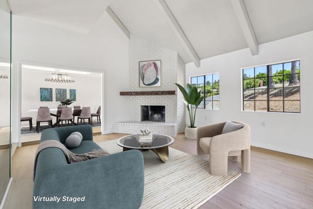 1797 99 Rabbit Hill, Fallbrook CA: https://media.crmls.org/mediaz/60966a54-64ce-4a2e-aee6-cef10e708356.jpg