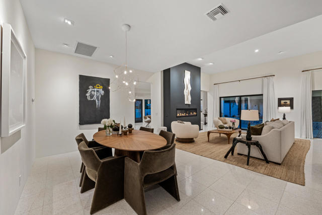 75465 Montecito Drive, Indian Wells CA: https://media.crmls.org/mediaz/6096b49a-1817-405a-9284-87515ba668d8.jpg
