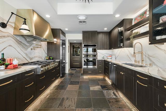 600 S La Mirada Road, Palm Springs CA: https://media.crmls.org/mediaz/6097cc52-ac6d-433a-a1e4-8a46aa8c9b59.jpg