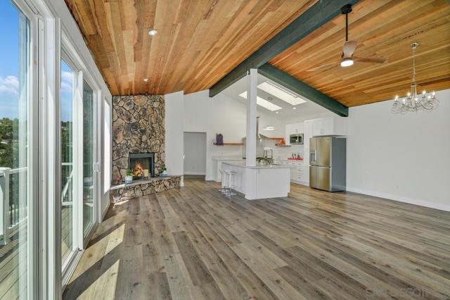 1935 Nautilus St, La Jolla CA: https://media.crmls.org/mediaz/60980349-c7fc-428f-bc5e-3cbfd3fa19fc.jpg