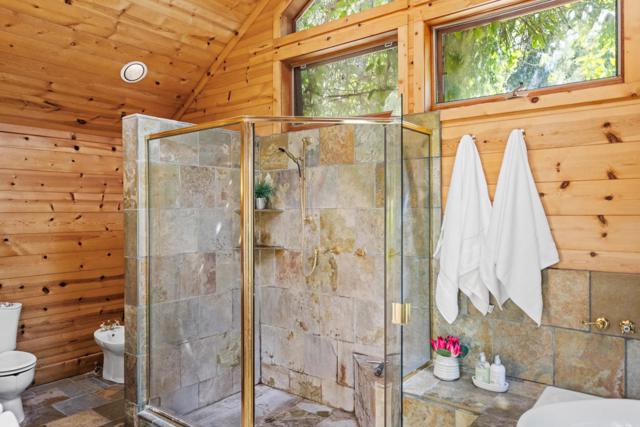 994 Laurel Grove Drive, Soquel CA: https://media.crmls.org/mediaz/6099da81-41f2-45fb-9891-18bd3a9442c5.jpg