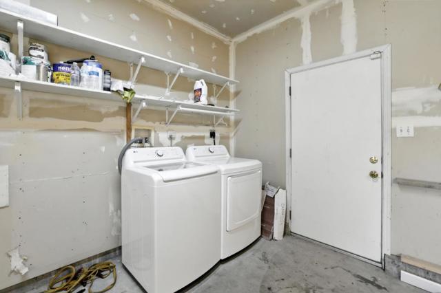 2051 56th Avenue, Sacramento CA: https://media.crmls.org/mediaz/609ab011-23f7-4ded-aa0e-da8d93d49c31.jpg