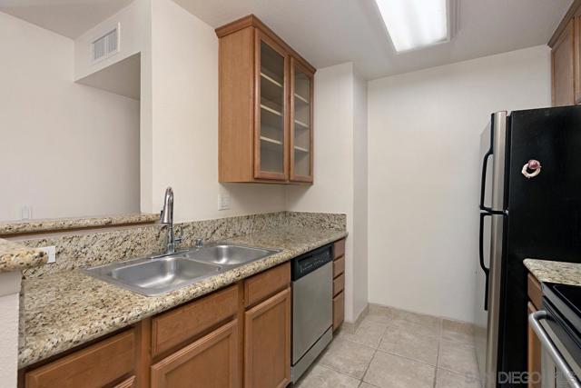 Image 3 of 14 For 7150 Shoreline Dr  3313