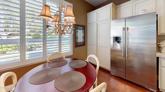 2343 Solway Court, Thousand Oaks CA: https://media.crmls.org/mediaz/609b6c78-33e7-4cfd-96f0-a4d528d82e34.jpg