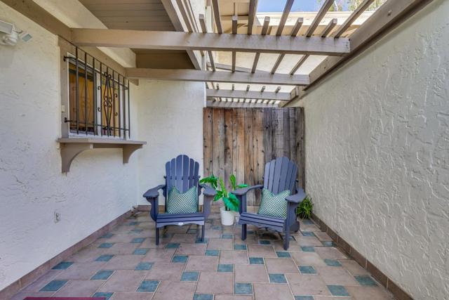 10465 Mary Avenue, Cupertino CA: https://media.crmls.org/mediaz/609bb1eb-9bb2-4b83-989c-20d2d4bf84d2.jpg