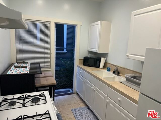 Full Service Kitchen
