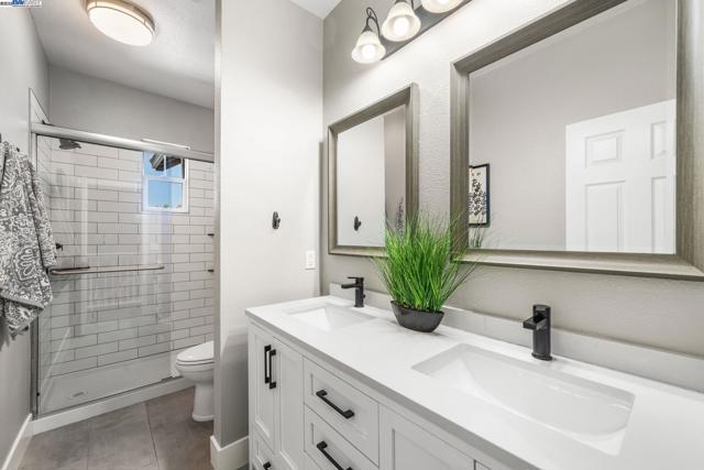 3638 Otter Brook Loop, Discovery Bay CA: https://media.crmls.org/mediaz/609cfeed-d2af-4ecc-b329-b7c175c3a447.jpg