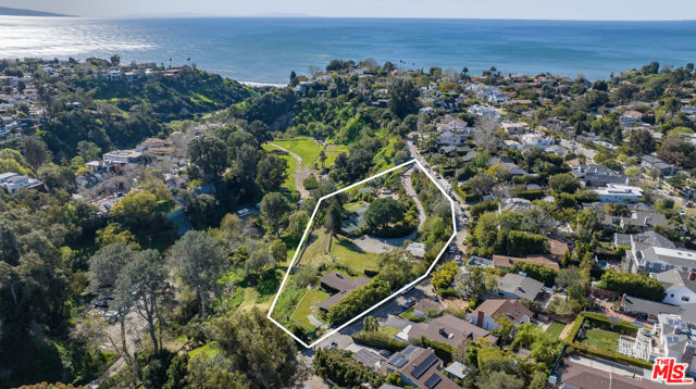 620 Marquette Street, Pacific Palisades, California 90272, 7 Bedrooms Bedrooms, ,9 BathroomsBathrooms,Single Family Residence,For Sale,Marquette,23321809