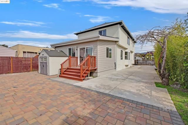 Image 45 of 49 For 2914 Stanton Street