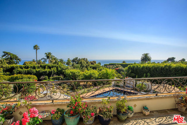 1601 Alisa Estate, Santa Barbara CA: https://media.crmls.org/mediaz/609edafb-6ae7-41b4-9bc7-b3a081a5bde7.jpg