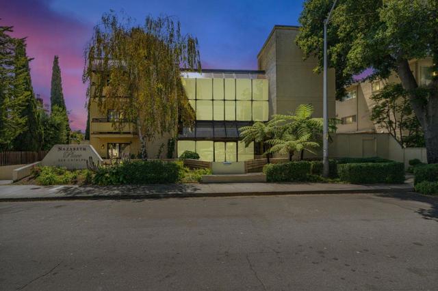 324 Catalpa Street, San Mateo CA: https://media.crmls.org/mediaz/609f5ebb-10de-4ade-9bed-2479d87ed34f.jpg