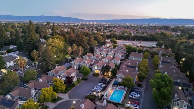 1057 Rymar Place, San Jose CA: https://media.crmls.org/mediaz/60a0d0aa-ed44-476c-aaa5-1aa48b3f15b0.jpg