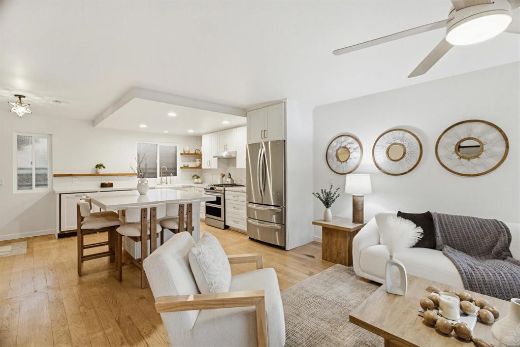 5027 Santa Monica Avenue - photo 14