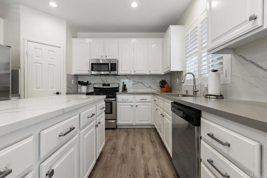 7373 Seafarer Place - photo 9