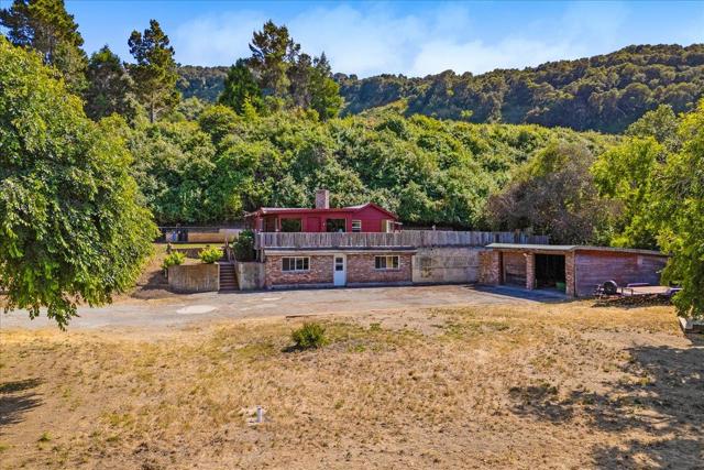 28120 Schulte Road, Carmel CA: https://media.crmls.org/mediaz/60a21458-4585-4395-a32e-bb9a7d5080d5.jpg
