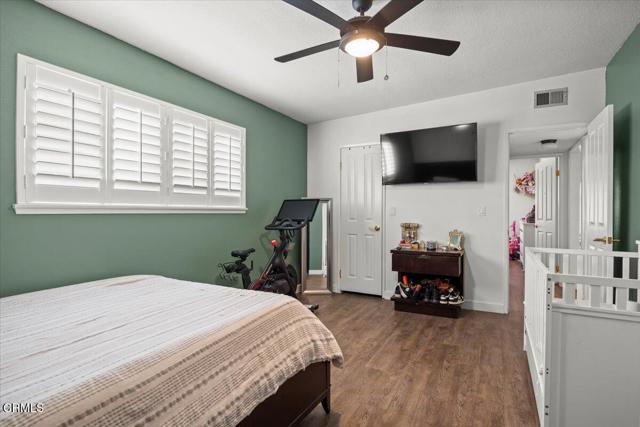 Detail Gallery Image 21 of 28 For 2930 Isle Way #B,  Oxnard,  CA 93035 - 2 Beds | 1/1 Baths