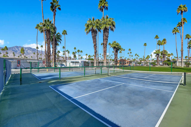 7 Sand Creek, Cathedral City CA: https://media.crmls.org/mediaz/60a3f5df-92c7-4ed2-a0b7-4b27643793ed.jpg