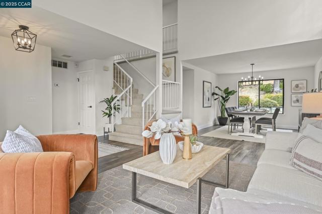 11478 Rolling Hills Dr, Dublin CA: https://media.crmls.org/mediaz/60a48503-50b2-443b-9538-4daa7213a871.jpg