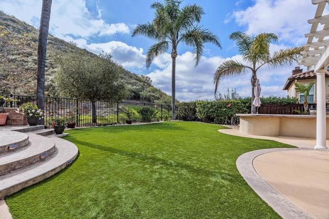 Detail Gallery Image 39 of 56 For 1122 via Vera Cruz, San Marcos,  CA 92078 - 5 Beds | 3 Baths