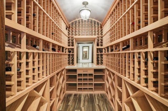 1501 Bryant Street, Palo Alto CA: https://media.crmls.org/mediaz/60a61f24-23c2-4758-9a5c-e468df9970d0.jpg