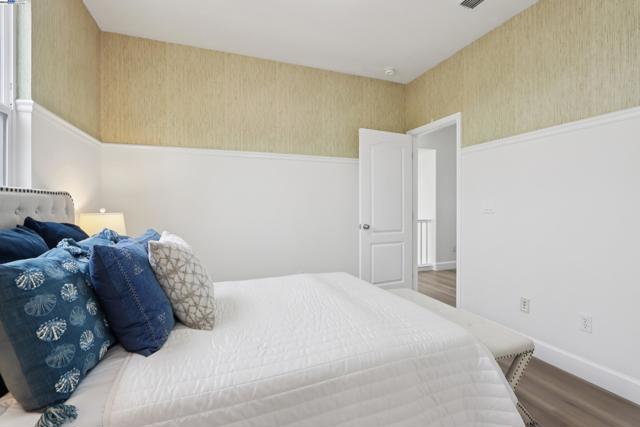 3364 Chartwell St, San Ramon CA: https://media.crmls.org/mediaz/60a6aa34-0831-40f3-abfe-17d4a754605f.jpg