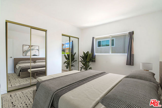 14560 Clark Street, Sherman Oaks CA: https://media.crmls.org/mediaz/60a80eab-c93e-4356-bd3d-1b1e0a1e3a20.jpg