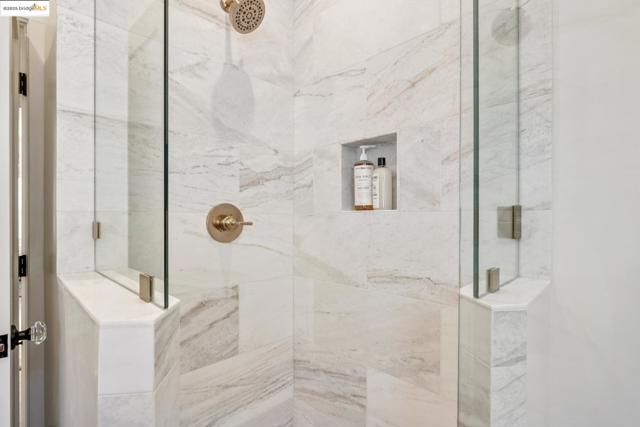 101 Palm Dr, Piedmont CA: https://media.crmls.org/mediaz/60a887d7-dbd7-4050-bc47-eb8ebad974c8.jpg