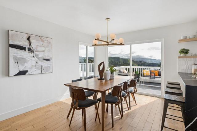 170 Beachview Avenue, Pacifica CA: https://media.crmls.org/mediaz/60a8c3c4-d457-492f-9d86-b7e3694d0486.jpg