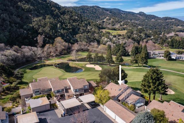 9565 Oak Court, Carmel CA: https://media.crmls.org/mediaz/60a9318f-910c-40dc-99d4-3e8f4f033e67.jpg
