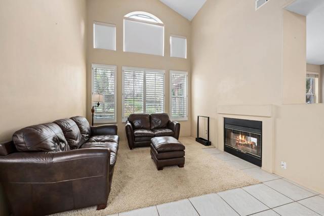 2454 La Costa Avenue, Chula Vista CA: https://media.crmls.org/mediaz/60a9aab5-893c-4f4a-8a38-db9159c70cad.jpg