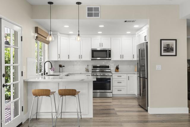 Detail Gallery Image 24 of 67 For 5562 Ridgeway Ct, Westlake Village,  CA 91362 - 3 Beds | 2/1 Baths