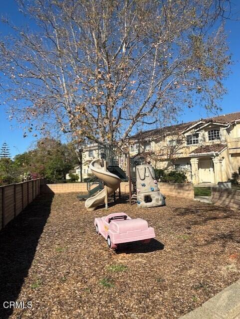 Detail Gallery Image 22 of 26 For 2041 Blackberry Cir, Oxnard,  CA 93036 - 2 Beds | 2 Baths