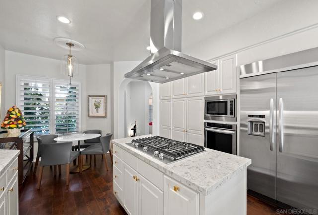 Image 10 of 32 For 7723 Ivanhoe Ave