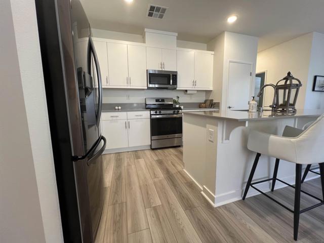 Image 13 of 38 For 35140 Grove Trl