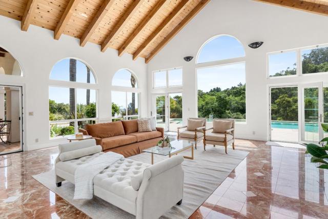 235 Vista Del Pajaro Road, Corralitos CA: https://media.crmls.org/mediaz/60aa5633-06ca-41cc-b4b1-02b8258a323f.jpg