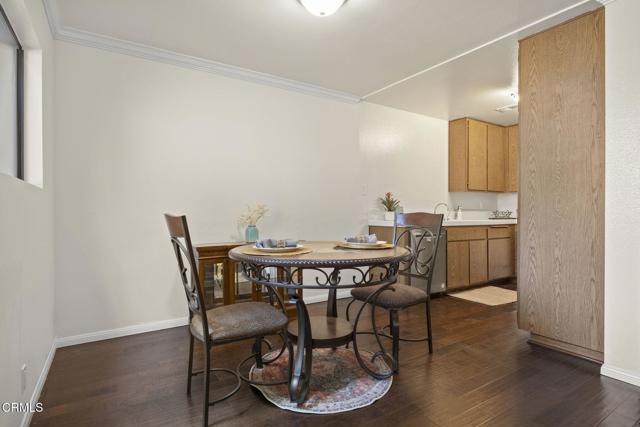 644 Thoreau Lane, Ventura CA: https://media.crmls.org/mediaz/60aaaa85-a56a-4af1-9c0b-0be62d72ec1c.jpg